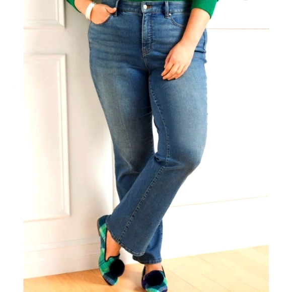 Talbots Denim - ❤️‍🔥NEW Talbots Women's 12 Curvy Bootcut Denim Blue Jeans NWTS with Tiny flaw